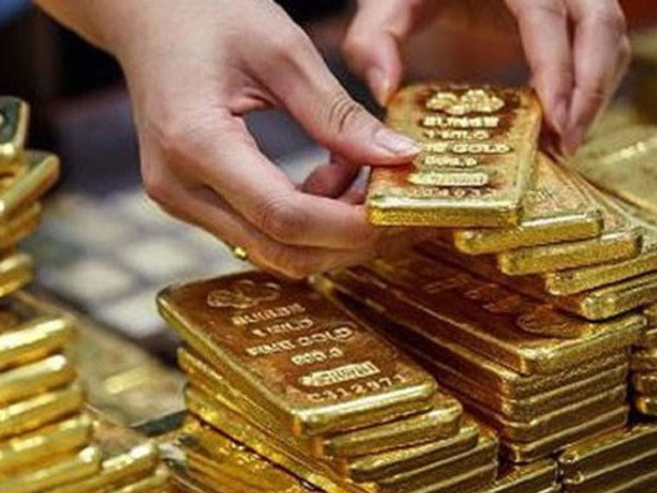 Giá vàng miếng tăng vọt, chỉ còn đắt hơn vàng thế giới 2,63 triệu đồng/lượng