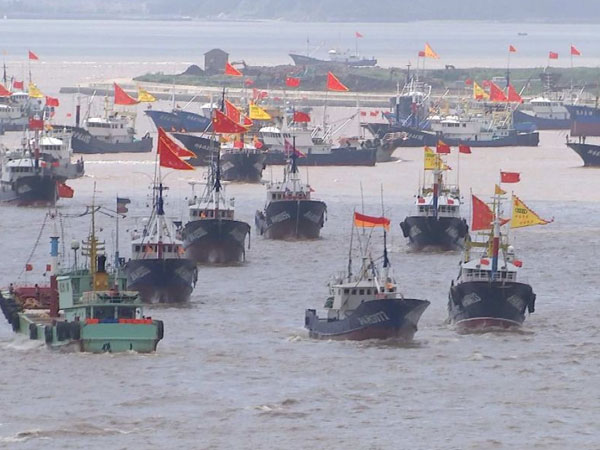 Hạm đội đánh cá của Trung Quốc 'quét sạch' đại dương