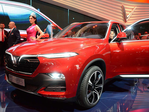 Truyền thông Anh: Chúng tôi xếp VinFast ngang BMW, Audi, Ferrari... trong danh sách mẫu xe hấp dẫn nhất Paris Motor Show