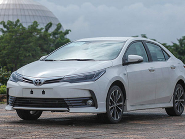 Toyota Altis thêm tính năng, giá cao nhất 940 triệu tại Việt Nam