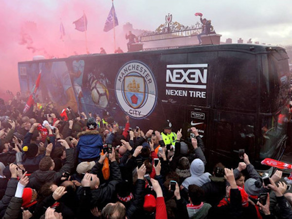 Man City có cách trị hooligan của Liverpool