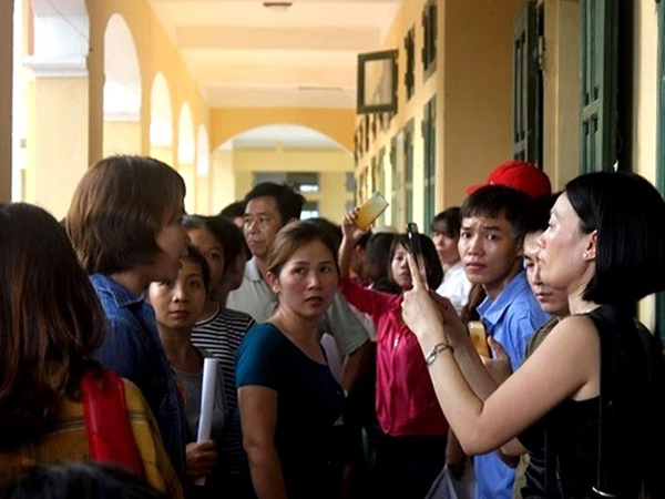 Phụ huynh Trường Tiểu học Sơn Đồng được mời lên trường 'họp riêng' vì tố lạm thu