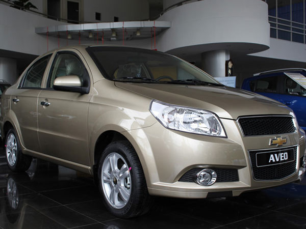 Sedan hạng B rẻ nhất VN giảm giá về mức 379 triệu đồng