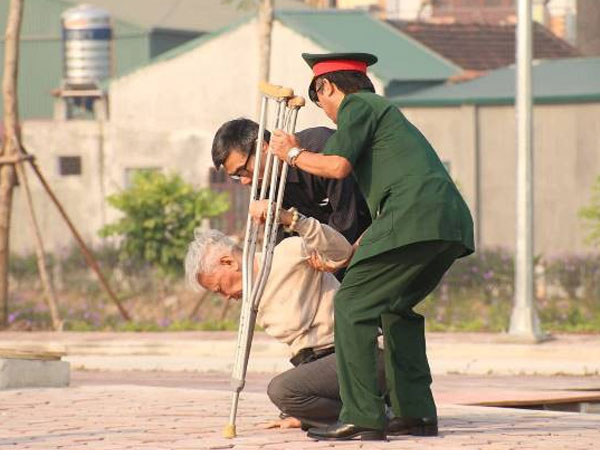 Những hình ảnh xúc động về lễ viếng nguyên Tổng Bí thư Đỗ Mười tại quê nhà