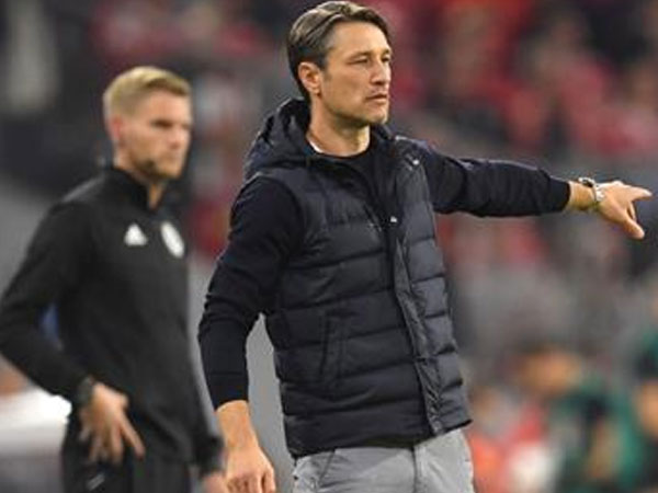 Bayern Munich 0-3 Gladbach: 'Hùm xám' chết thảm tại sào huyệt