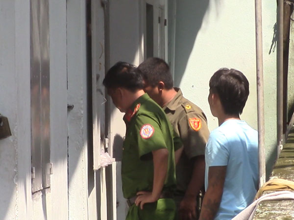 Người đàn ông làm thợ hồ tử vong trong căn phòng khóa trái