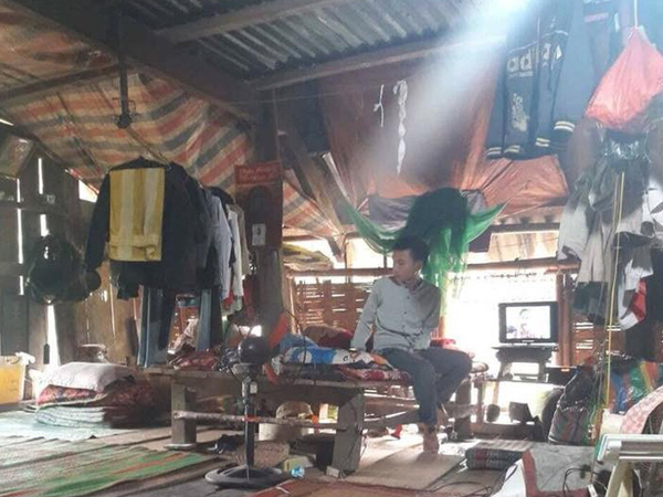 Nam sinh bị trường Sỹ quan Thông tin trả về địa phương được 2 doanh nghiệp nhận đỡ đầu