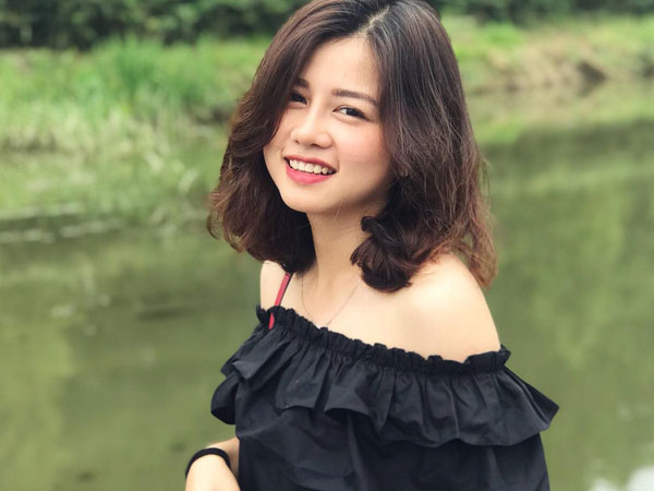 Cô giáo nổi tiếng vì bức ảnh chụp lén trong lớp học: Đã yêu cầu nhiều trang gỡ ảnh xuống
