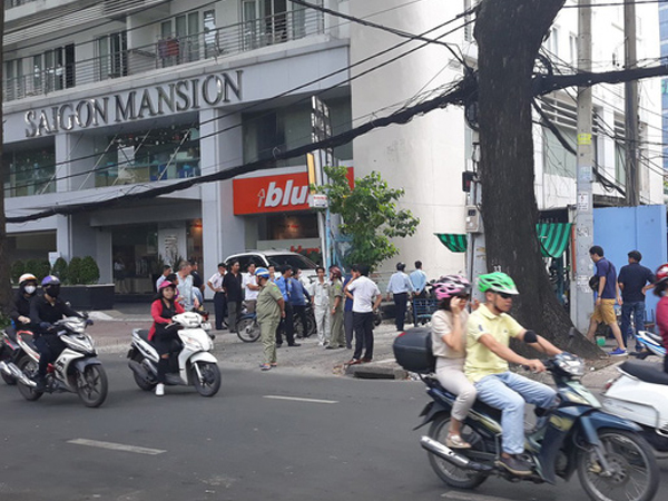 Cô gái trẻ để lại lá thư tuyệt mệnh rồi gieo mình từ tầng 13 tòa nhà Saigon Mansion