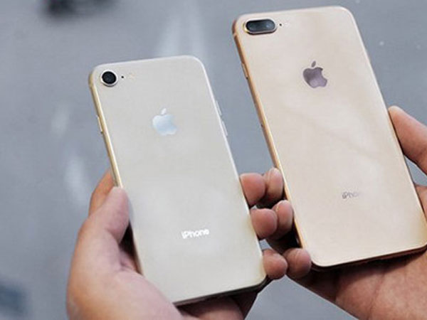 Hàng loạt iPhone ở Sài Gòn bị tráo bằng gạch đá