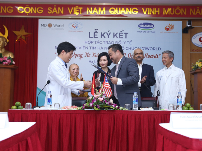 Lễ ký kết hợp tác trao đổi y tế giữa MD1World và  Bệnh viện Tim Hà Nội - Chương trình 'Tiếng vọng từ trái tim'
