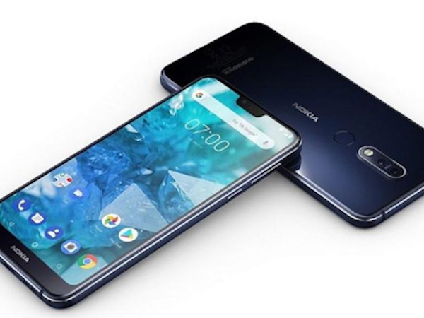 Smartphone tầm trung - nhàm chán nhưng ăn khách
