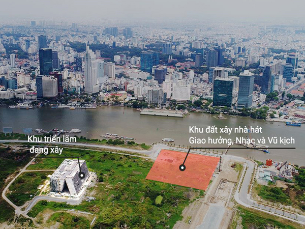 'Tại sao TP.HCM xây nhà hát mà không phải bệnh viện, trường học?'