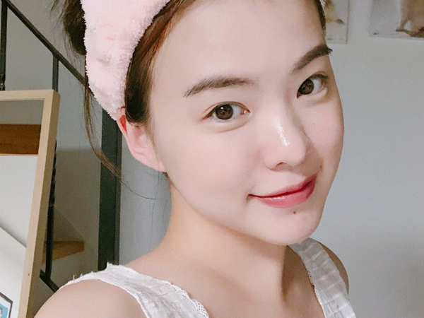 3 dấu hiệu cho thấy da mặt đang thiếu độ ẩm trầm trọng và những lưu ý để 'cấp cứu' cho làn da