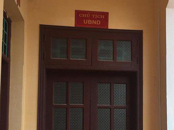 Nghi vấn chủ tịch xã trong nhà nghỉ với nữ cán bộ xã: 'Hai người vẫn đi làm bình thường'