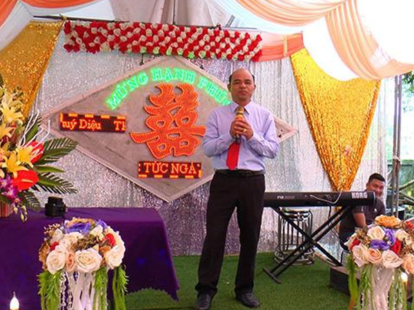 Ông chú nhà trai và bài phát biểu mừng cưới 'hại não' nhất
