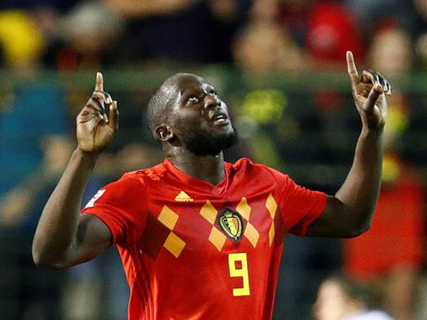 Bỉ 2-1 Thụy Sĩ: Lukaku lập cú đúp
