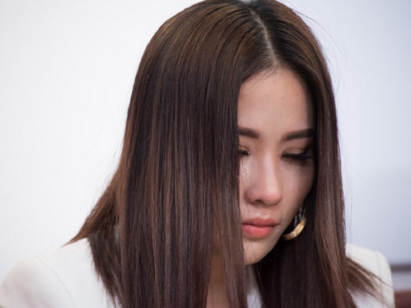 The Face tập 2: Chị gái Nam Em khóc nức nở khi bị Thanh Hằng mắng một màu