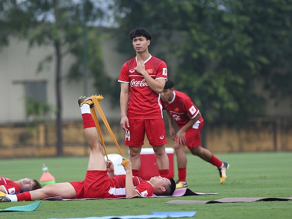 Công Phượng thừa nhận nhiều điểm yếu, khó tranh suất ở tuyển Việt Nam