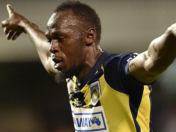 Đá giao hữu ghi 2 bàn, ‘vua điền kinh’ Bolt bị kiểm tra doping