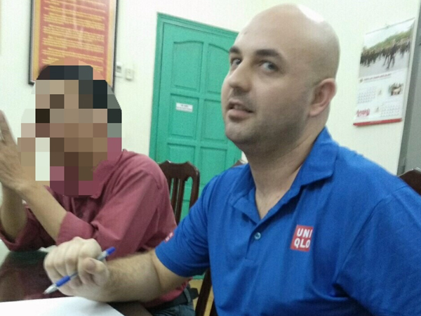 Trắng đêm lần theo dấu vết 'quỷ' ấu dâm ngoại quốc: Rượt đuổi thót tim