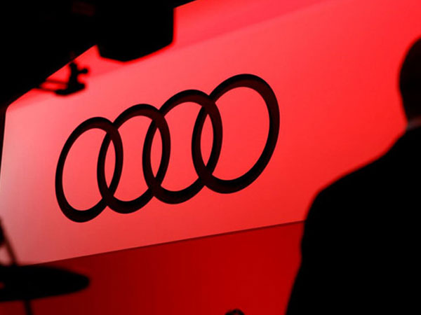 Audi bị phạt 800 triệu euro vì động cơ diesel gây ô nhiễm