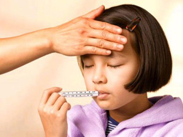 Căn bệnh dễ lây lan khiến 2 trẻ tử vong ở Kon Tum nguy hiểm thế nào, phòng ra sao?