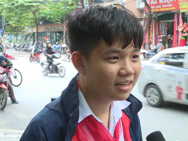 Video Không nhịn được cười khi nghe con trai miêu tả mẹ cực bá đạo ngày 20.10