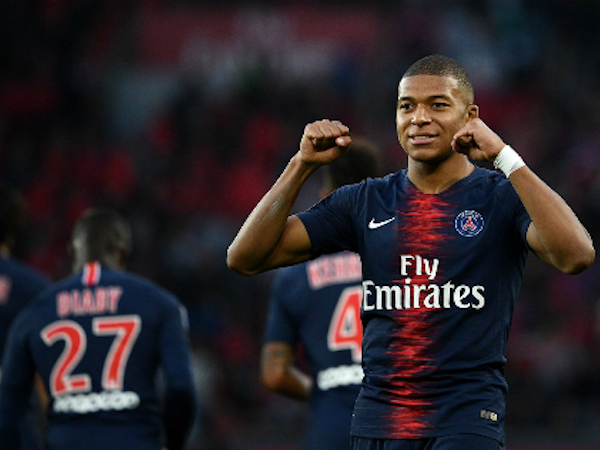 PSG thắng trận thứ 10 liên tiếp ở Ligue 1 dù vắng Neymar