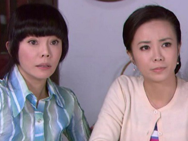 Mẹ chồng sang nhà thông gia mách tội con dâu, ai ngờ chưa kịp thể hiện thì phải xấu hổ bẽ mặt đi về