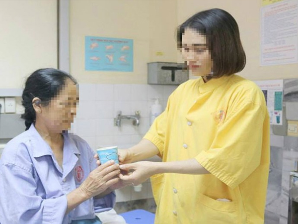 Liên tiếp 2 vụ tử vong vì truyền dịch: Báo động tình trạng lạm dụng truyền dịch