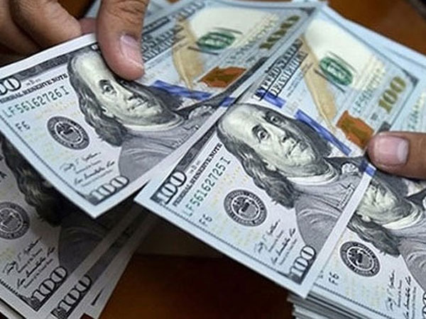 Công an Cần Thơ thông tin vụ anh thợ điện đi đổi 100 USD bị phạt 90 triệu đồng