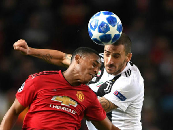 Mourinho xếp Juventus ở đẳng cấp cao hơn Man Utd