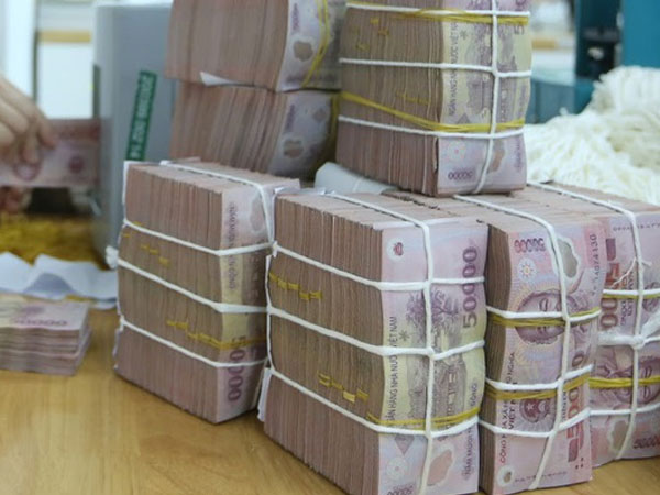 Ngân hàng Nhà nước bơm mạnh tiền ra thị trường