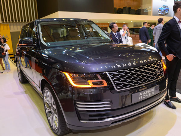 Range Rover 2018 ra mắt, giá từ 7,35 tỷ đồng