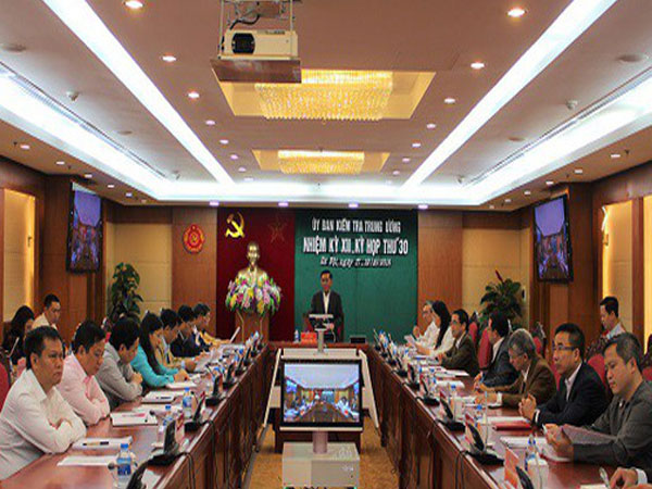 Ủy ban Kiểm tra Trung ương xem xét kỷ luật 2 trung tướng, 3 thiếu tướng công an