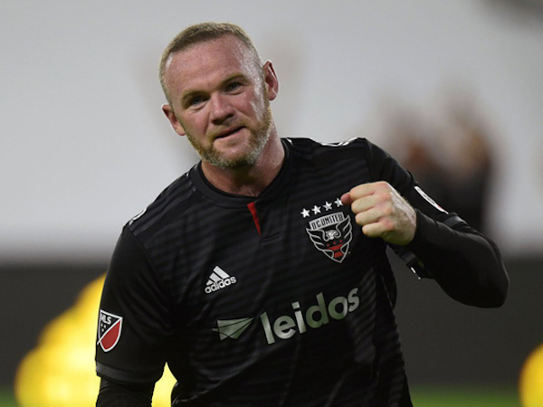 Bí mật giúp Rooney làm nên kỳ tích tại Mỹ: Gạt phăng suất VIP, chỉ làm "người thường"