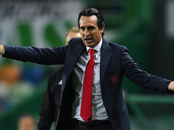 Emery không hài lòng dù Arsenal sát ngưỡng kỷ lục