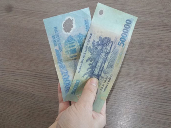 Khi chồng tỉnh táo giấu quỹ đen toàn chỗ hiểm vẫn không lại với những cô vợ có gen thám tử