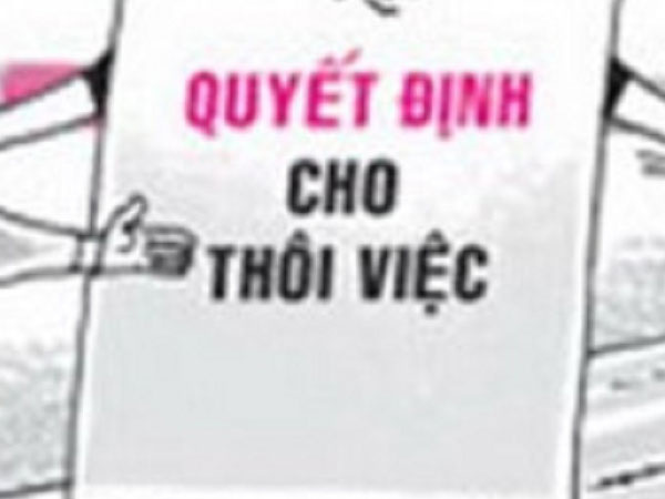 Nữ giáo viên bị buộc thôi việc vì không chịu...làm nhân viên
