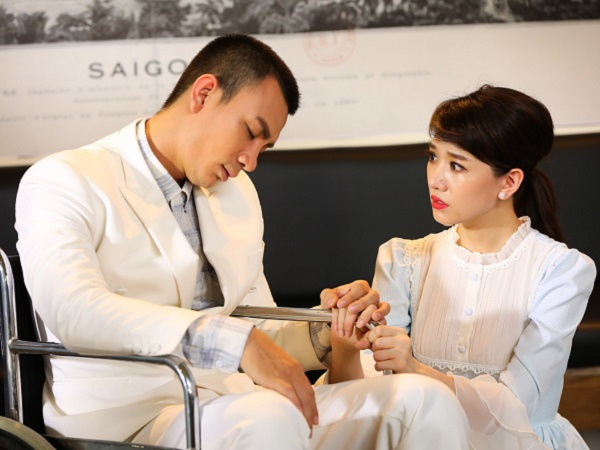 MV chưa hết hot, Hari Won đã tung phim ngắn 'Là cả bầu trời' đẫm nước mắt