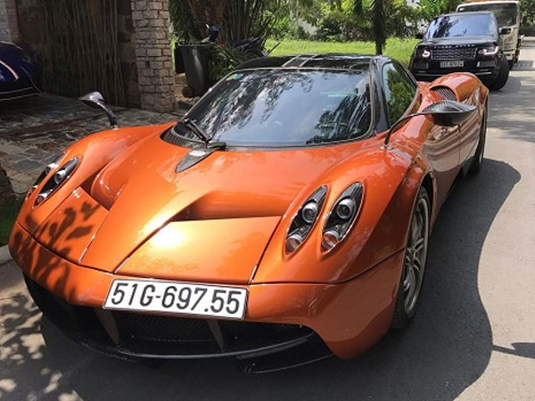 Siêu phẩm Pagani Huayra độc nhất Việt Nam ra biển số