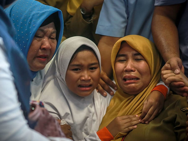 Gia đình nạn nhân trên chuyến bay Lion Air: 'Chúng tôi đều chết lặng'