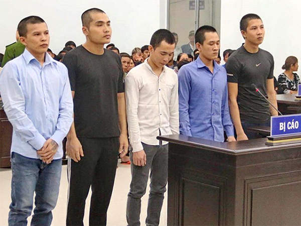 'Người hùng' từng cứu gần 200 người sai đàn em chém 'đối thủ' kinh doanh