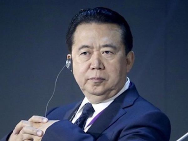 Vợ cựu chủ tịch Interpol thuê luật sư tìm chồng