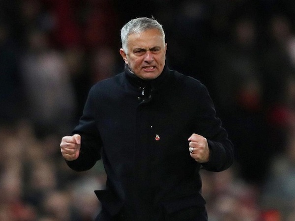 NÓNG: Mourinho lại nổi điên với Phó chủ tịch Ed Woodward