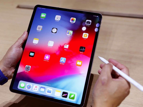 Video: Trải nghiệm iPad Pro 2018 - bỏ phím home, dùng USB-C