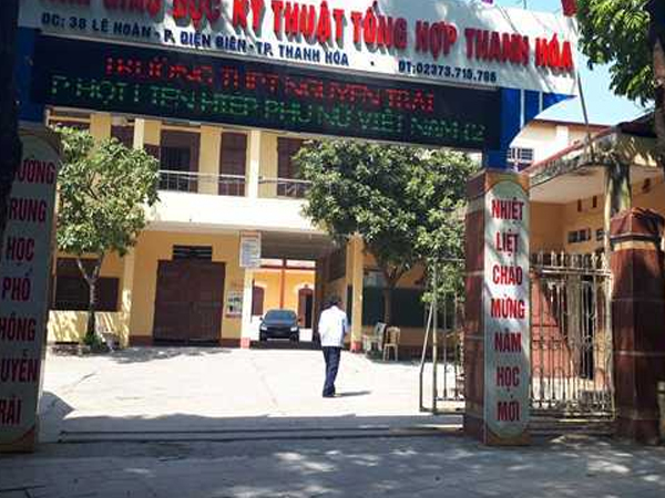 Xúc phạm thầy cô trên Facebook, 7 học sinh bị đuổi học