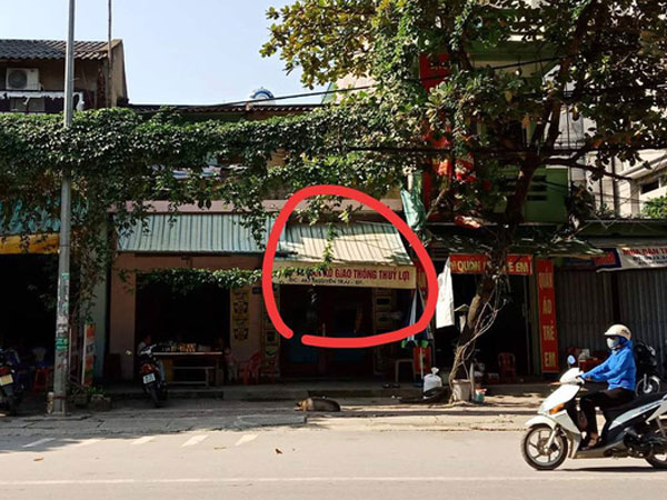 Côn đồ truy sát đánh gãy chân, chém đứt gân tay 2 anh em ruột