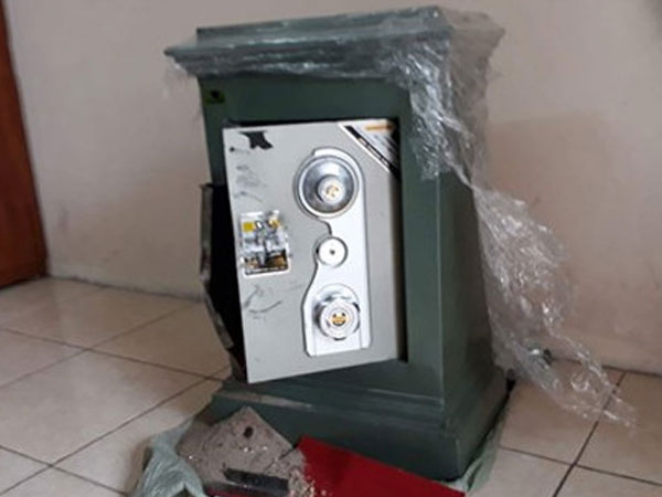 Kẻ gian phá két sắt trường học, trộm gần 1 tỷ